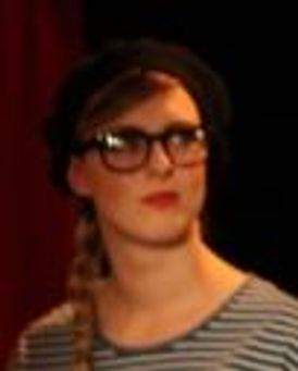 Alys Metcalf Headshot