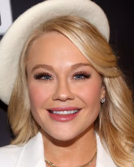 Carrie St. Louis Headshot