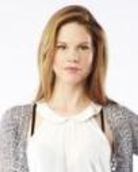 Mariana Klaveno Headshot