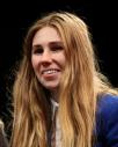 Zosia Mamet Headshot