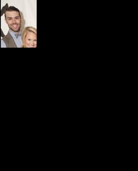 Regan Featherstone Headshot