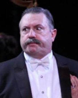 Roderick Peeples Headshot