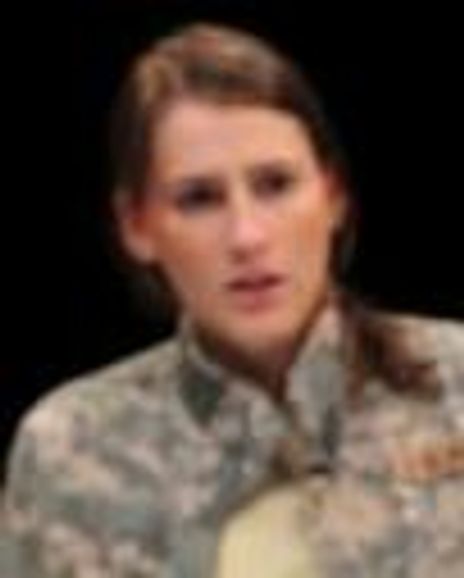 Amanda Collins Headshot