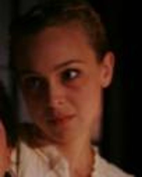 Annelise Lawson Headshot