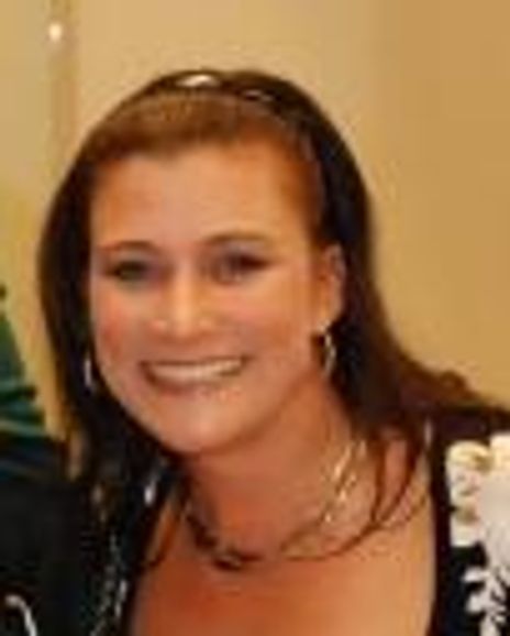Rebecca Lazarou Headshot
