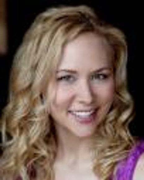 Megan Johns Headshot