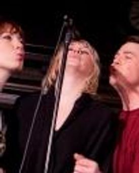 Kate Etienne Headshot