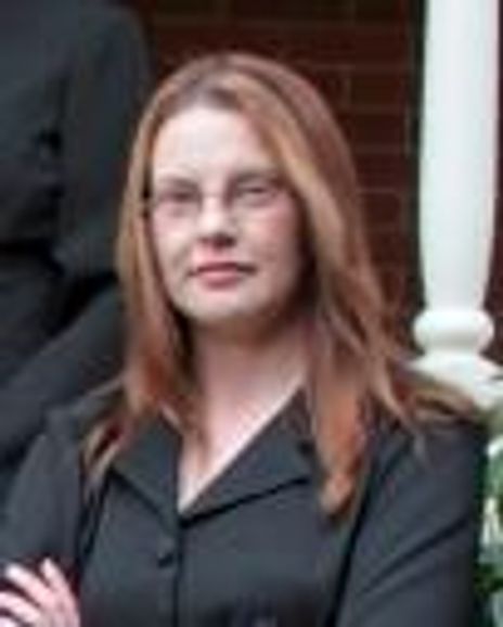 Anne Oberbroeckling Headshot