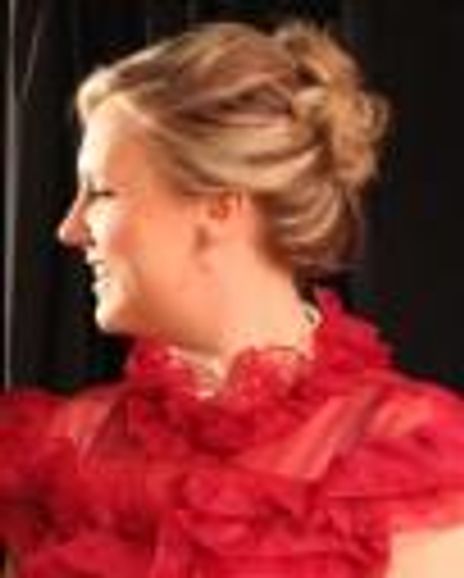 Kelsey Kaisershot Headshot