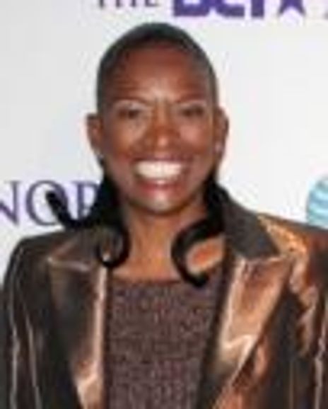 Beverly Kearney Headshot