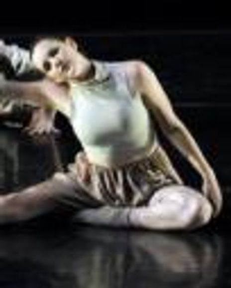 Kate Hapootian Headshot