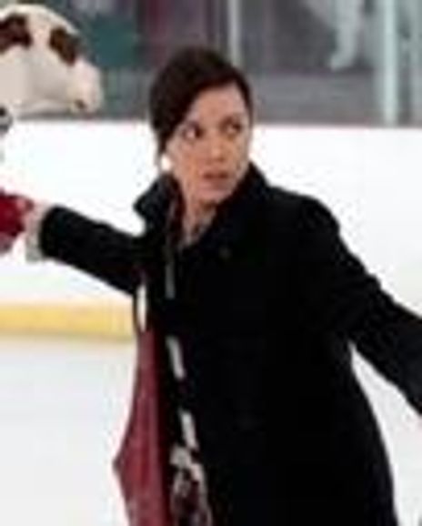 Aubrey Plaza Aziz Headshot