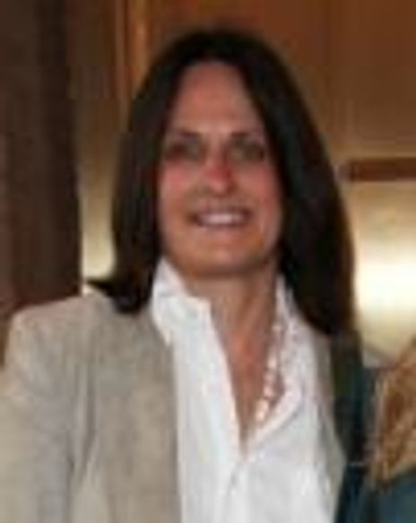 Linda Wallem Headshot