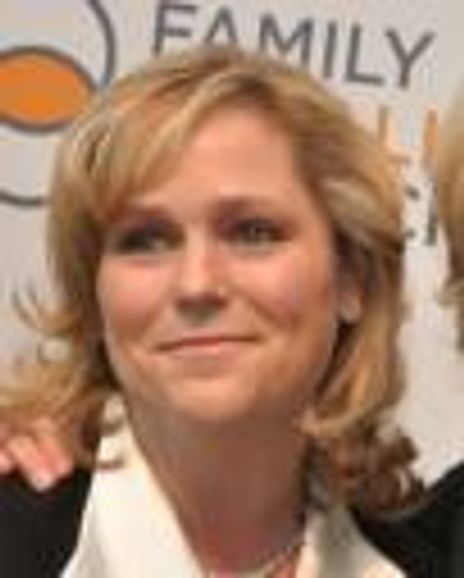 Jennifer Chrisler Headshot