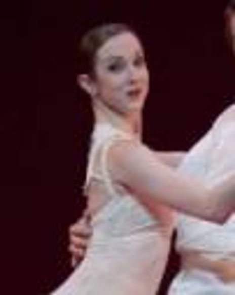 Alison Roper Headshot