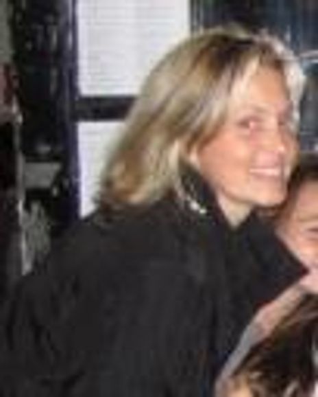 Ali Wentworth Headshot
