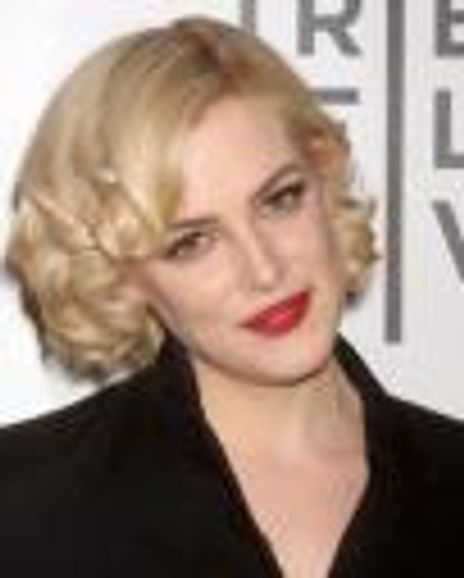 Riley Keough Headshot