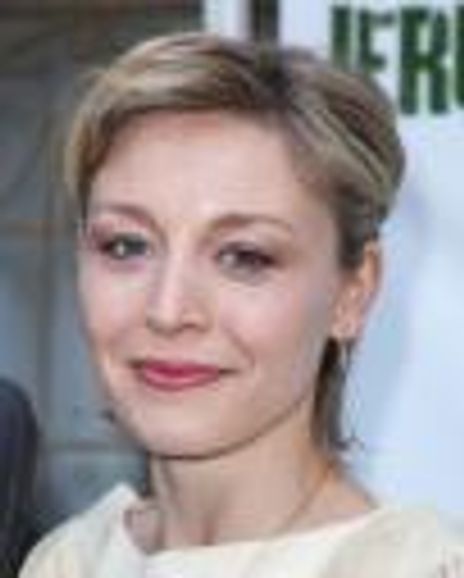 Julia Rylands Headshot