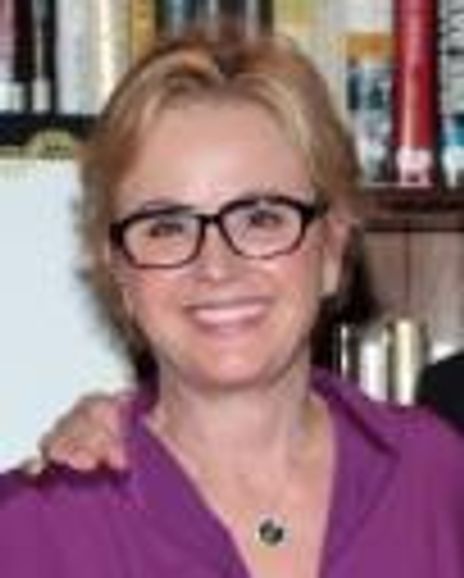 Mari Marchbanks Headshot