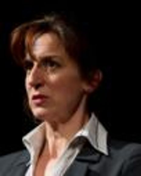 Abigail Thaw Headshot