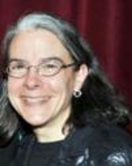 Michelle Steckler Headshot