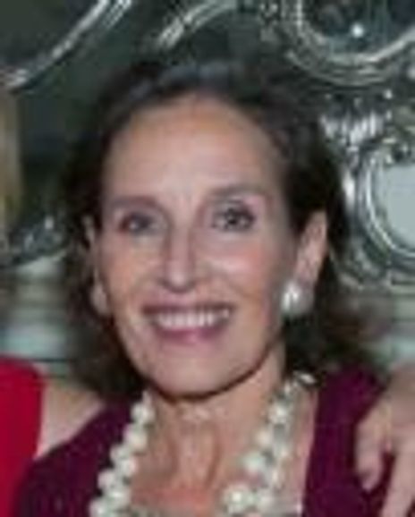 Andrea Mardcovicci Headshot