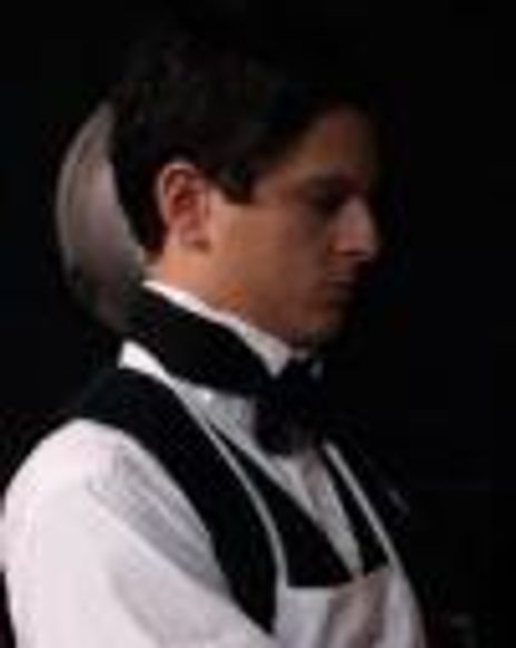 Louis Crespo Headshot