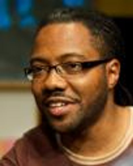 Al Letson Headshot