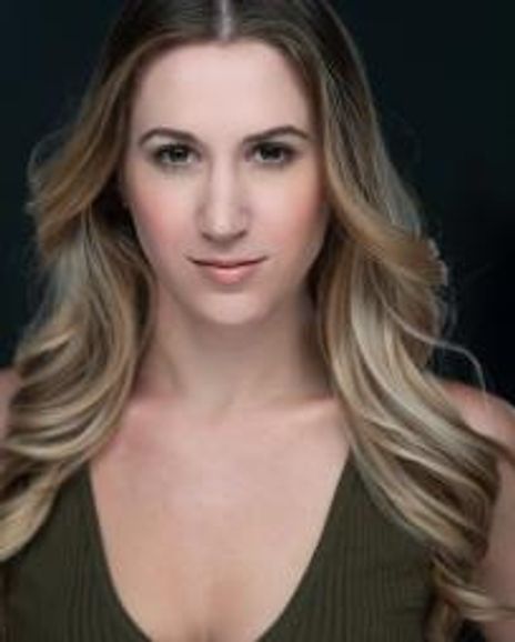 Katie Miller Headshot