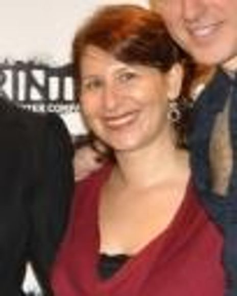 Suzanna Agins Headshot