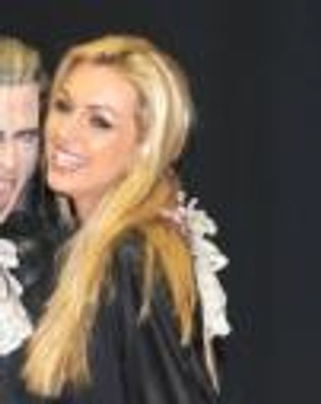 ROSANNA DAVIDSON Headshot