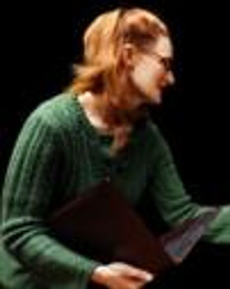 Elizabeth Alice Murray Headshot