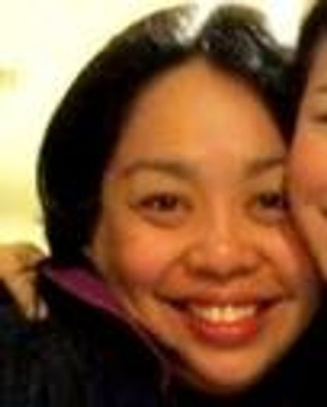 Chari Arespacochaga Headshot