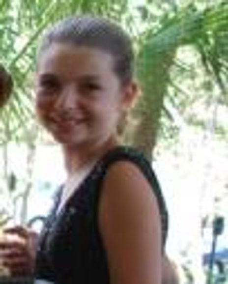 Tori Berardesco Headshot