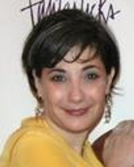 Kate Suber Headshot