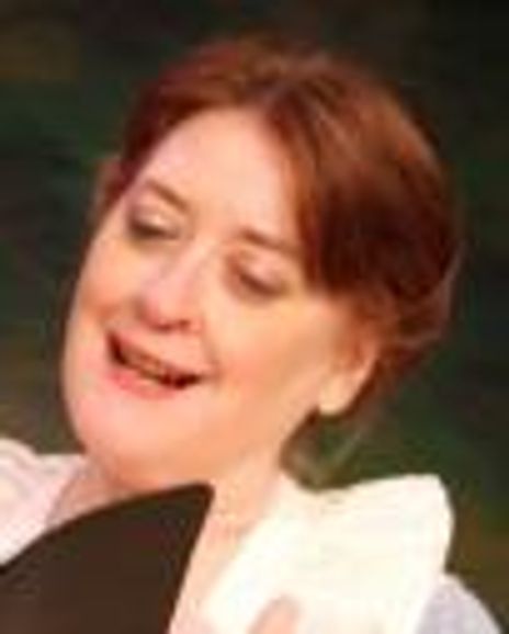 Amber Devlin Headshot