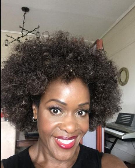 Zoie Morris Headshot