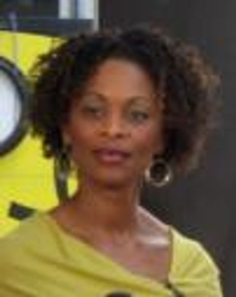 Valonda Calloway Headshot