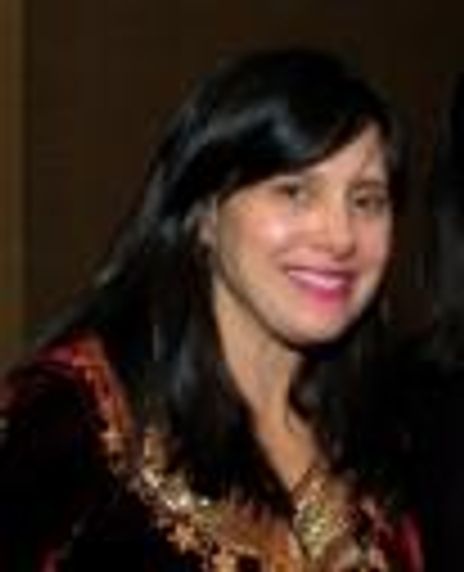 Gina Plaitakis Headshot