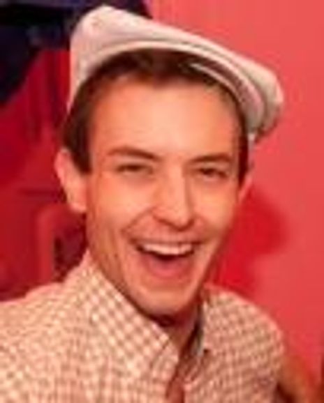 Cagelles Logan Keslar Headshot