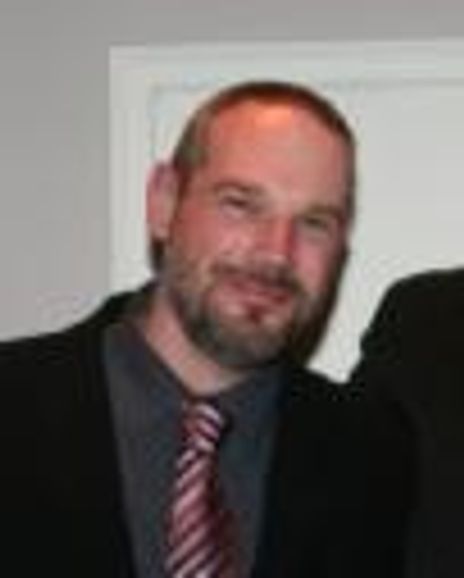 Steven Eliades Headshot