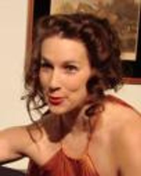 Kimberley Hellem Headshot