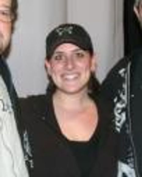 Amanda Stuart Headshot