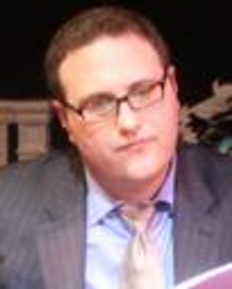 Cris Frisco Headshot