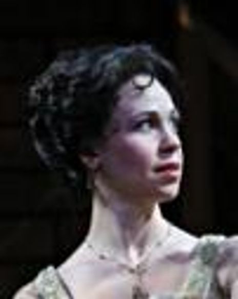 Laura Esposito Headshot