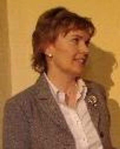 Rebecca Adler Headshot