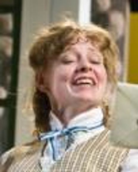 Carol Roscoe Headshot