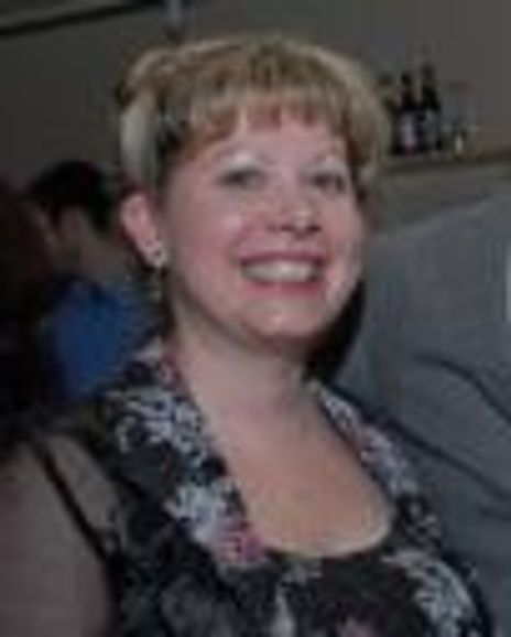 Amy Marshall Headshot