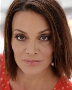 Jennifer Engstrom Headshot