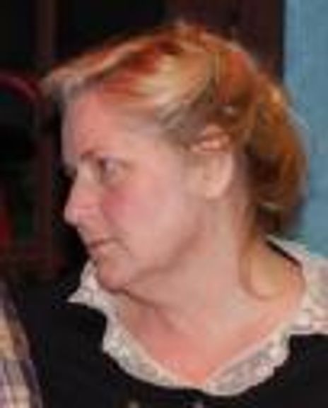 Pam Turner Headshot